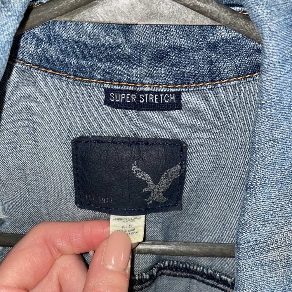 Women’s cropped Jean jacket - Picture 3 of 5